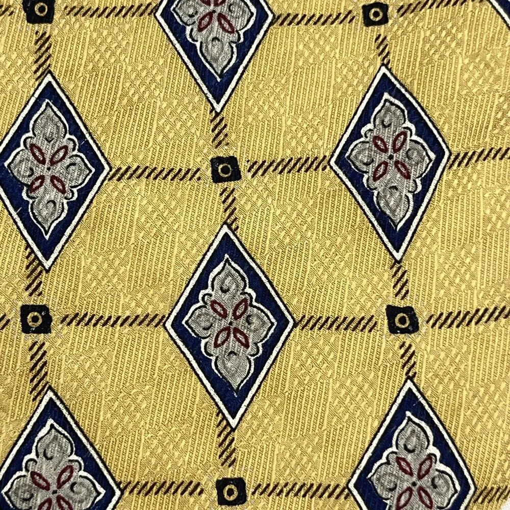 Woodward  Mens Necktie‎ Gold Geometric Print Tie 100% Silk 4